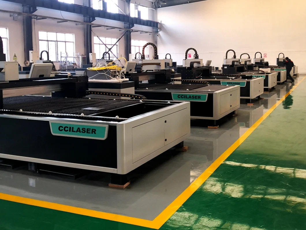 1000W 2000W 3000W 4000W Fiber Laser Cutting Machine for Sheet Metal Cutting